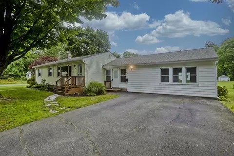 97 Ferrante Ave, Greenfield, MA 01301