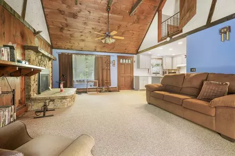472 Main St, Acushnet, MA 02743 photo 10