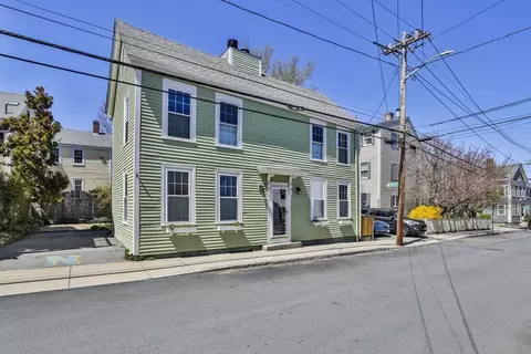 40 Fair St, Newburyport, MA 01950