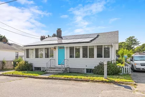 8 Graham St, Wareham, MA 02571 photo 1