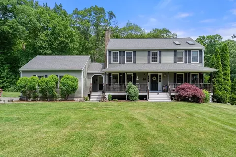 19 Bellstone Dr, Bellingham, MA 02019