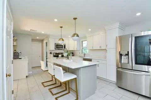 Kitchen - 1 Chapin Ct, Mendon, MA 01756 photo 1 of 2