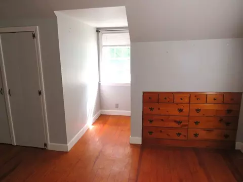 Bedroom - 148 Carpenter Rd, Walpole, MA 02081 photo 4 of 6