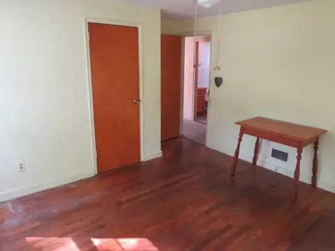 Bedroom - 148 Carpenter Rd, Walpole, MA 02081 photo 2 of 6