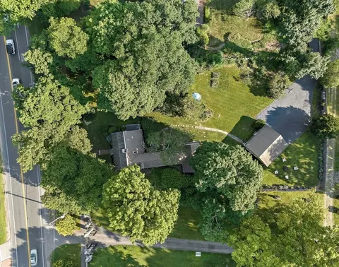 583 Main St, Hingham, MA 02043 photo 4
