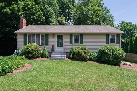 35 Juniper Ln, Rutland, MA 01543