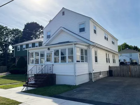 11 George Rd, Quincy, MA 02170