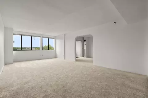 1731 Beacon St #706, Brookline, MA 02445 photo 3