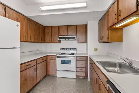 1731 Beacon St #706, Brookline, MA 02445 photo 18