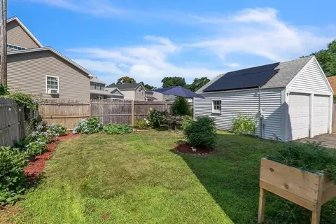 92 Wayne St, Springfield, MA 01118 photo 36
