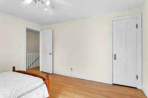 92 Wayne St, Springfield, MA 01118 photo 25