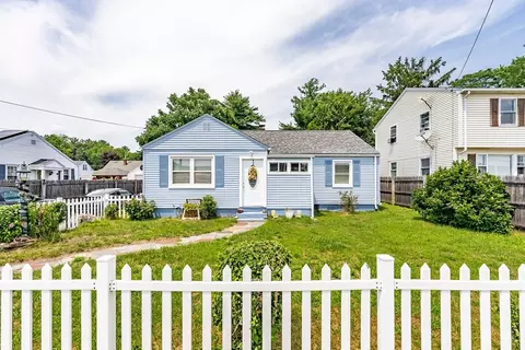 1140 Page Blvd, Springfield, MA 01104