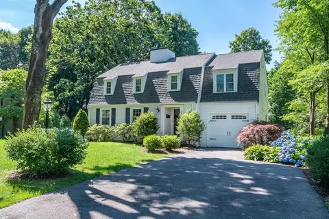 29 Brookfield Rd, Wellesley, MA 02481