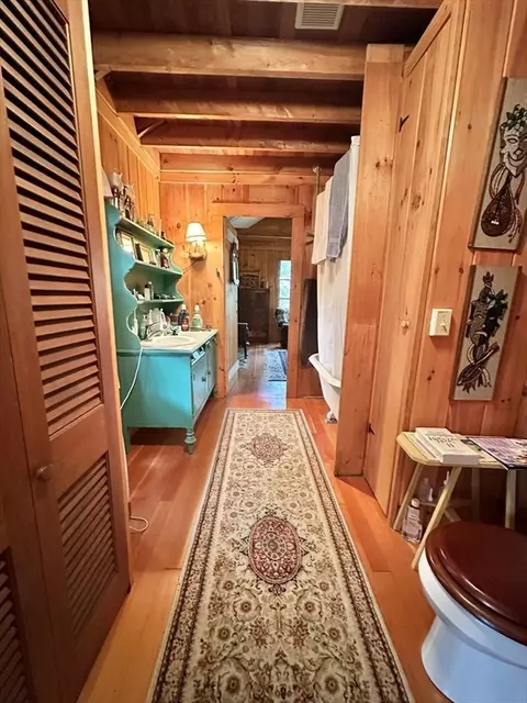 Entry Way - 7 Burt Rd, Westhampton, MA 01027 photo 2 of 3