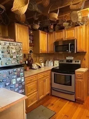 Kitchen - 7 Burt Rd, Westhampton, MA 01027 photo 3 of 5