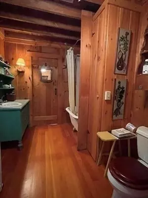 Entry Way - 7 Burt Rd, Westhampton, MA 01027 photo 1 of 3