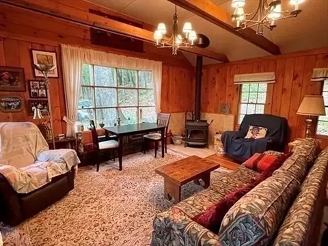 Living - 7 Burt Rd, Westhampton, MA 01027 photo 1 of 6