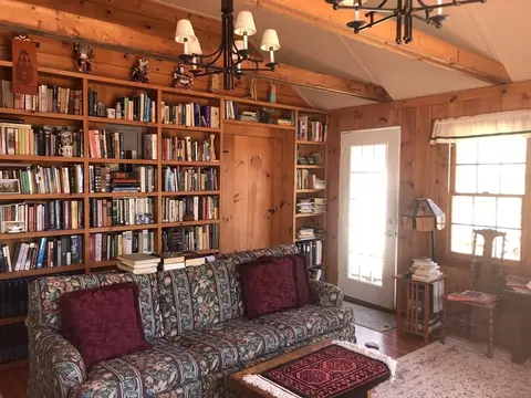Living - 7 Burt Rd, Westhampton, MA 01027 photo 3 of 6