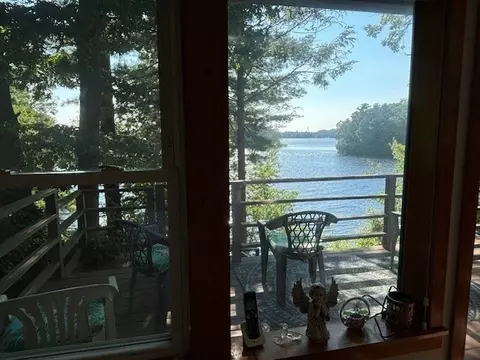 122 Scadding St, Taunton, MA 02780 photo 8