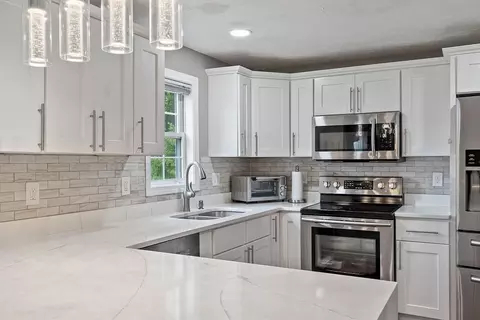 18 Joseph, Worcester, MA 01604 photo 6