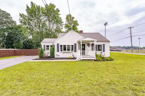 482 Mill St, Agawam, MA 01030
