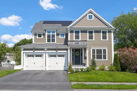 48 Hawthorn Ave, Needham, MA 02492