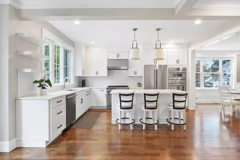 48 Hawthorn Ave, Needham, MA 02492 photo 5