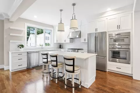 48 Hawthorn Ave, Needham, MA 02492 photo 4