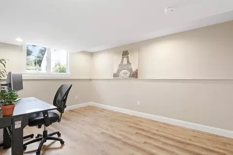 48 Hawthorn Ave, Needham, MA 02492 photo 32