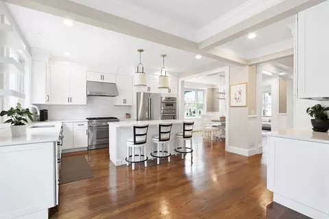 48 Hawthorn Ave, Needham, MA 02492 photo 3