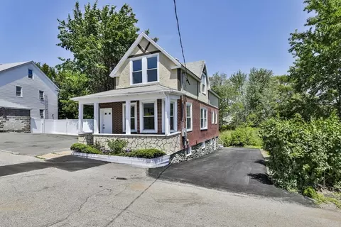 6 Bradley Ave, Methuen, MA 01844