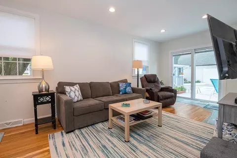 779 Highland, Needham, MA 02494 photo 17