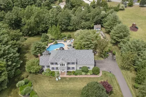 2 Highland Cir, Halifax, MA 02338