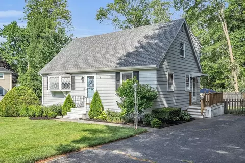 18 Skelton Rd, Burlington, MA 01803