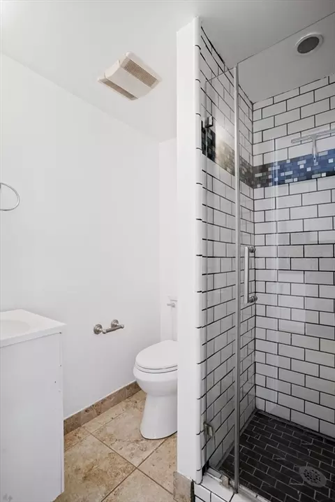 Bath - 1 Unity St #2F, Boston, MA 02113 photo 1 of 1