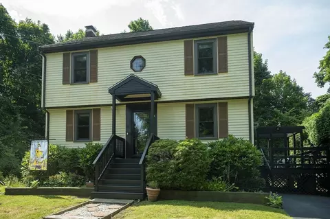 76 Vine St, Weymouth, MA 02188