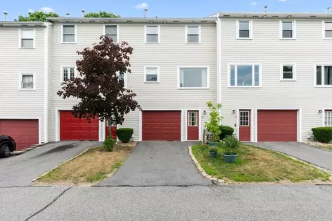 110 Park Ave W #E7, Lowell, MA 01852