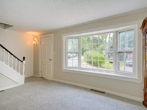 6 Spring Ln, Maynard, MA 01754 photo 4