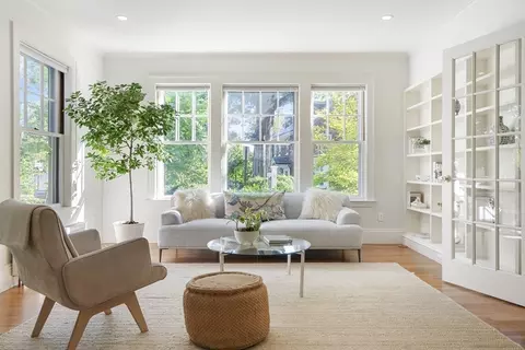 3 Meadow Way, Cambridge, MA 02138