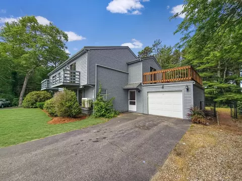 10 Holly Cir #16A, Bourne, MA 02532