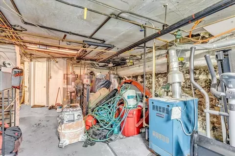 224 Eagle St, Boston, MA 02128 photo 21