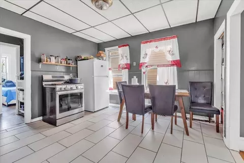 224 Eagle St, Boston, MA 02128 photo 11
