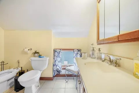 31 Sachem, Fall River, MA 02724 photo 18