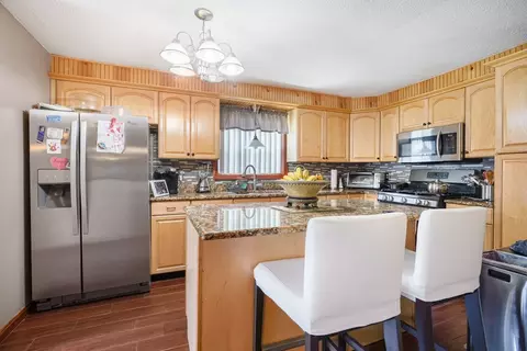 31 Sachem, Fall River, MA 02724 photo 8