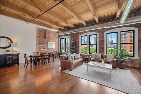 9 W Broadway #PH601, Boston, MA 02127