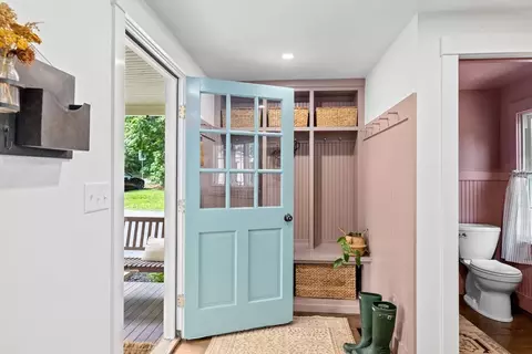 562 Forest St, Marshfield, MA 02050 photo 2