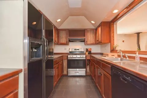 42 Legate Hill Rd, Sterling, MA 01564 photo 9