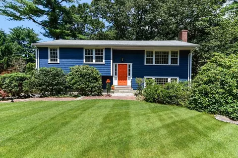 6 Keith Rd, Wayland, MA 01778
