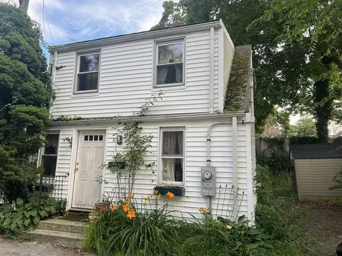 5 Green Street Ct, Hingham, MA 02043