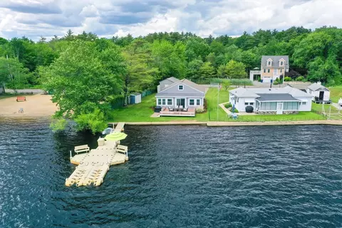 27 Shore Ave, Lakeville, MA 02347